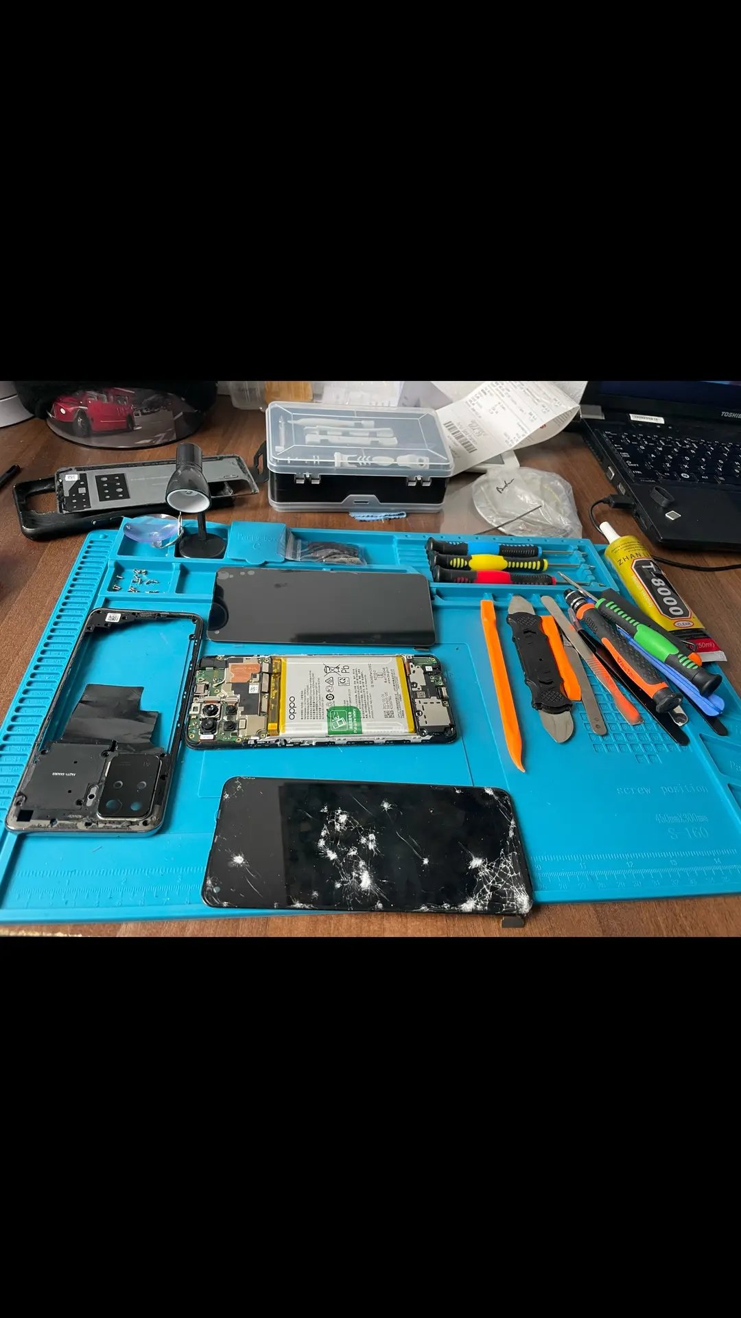 Verificare finală a telefonului reparat