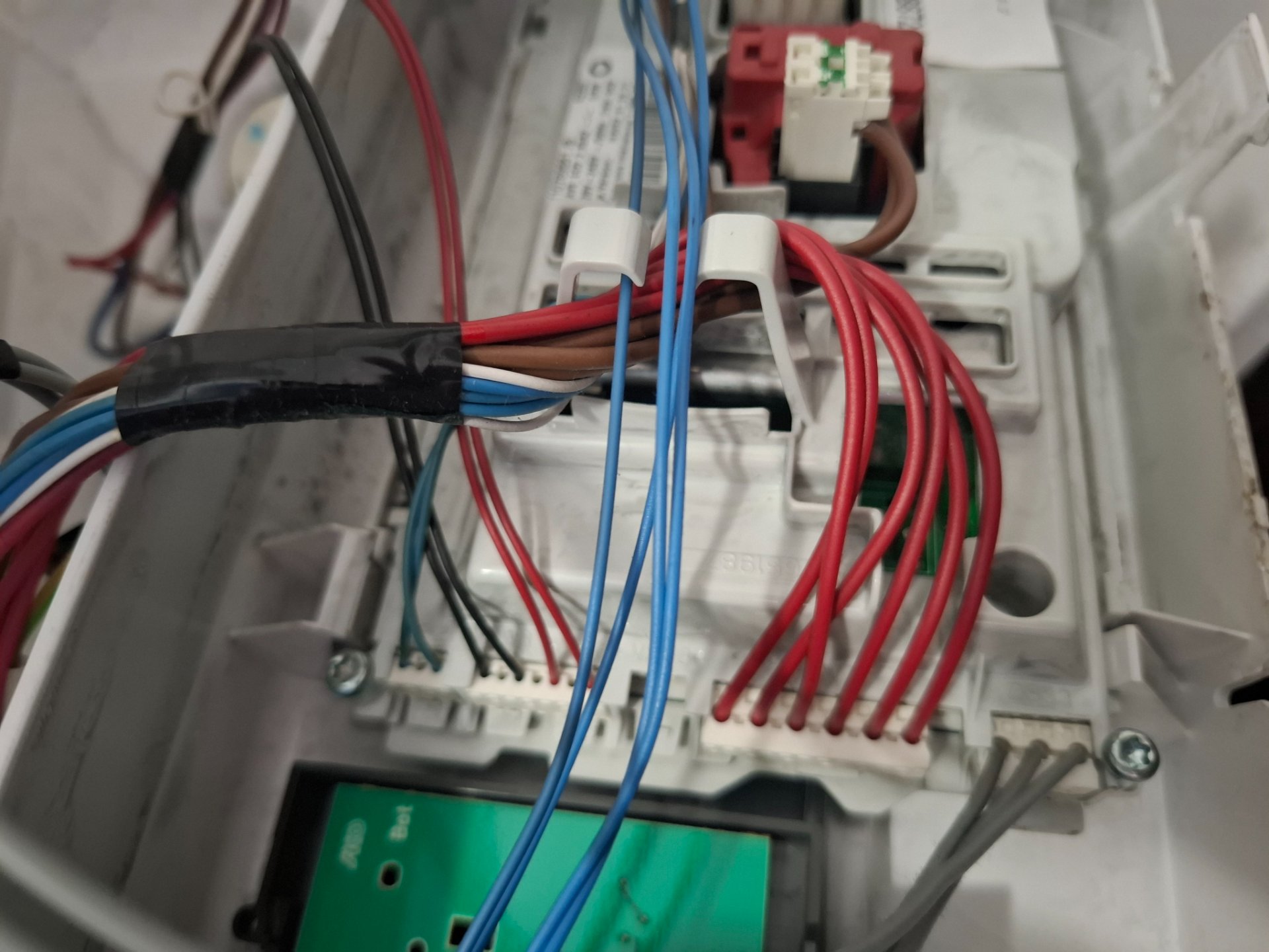 Intervenție tehnică la domiciliul unui client